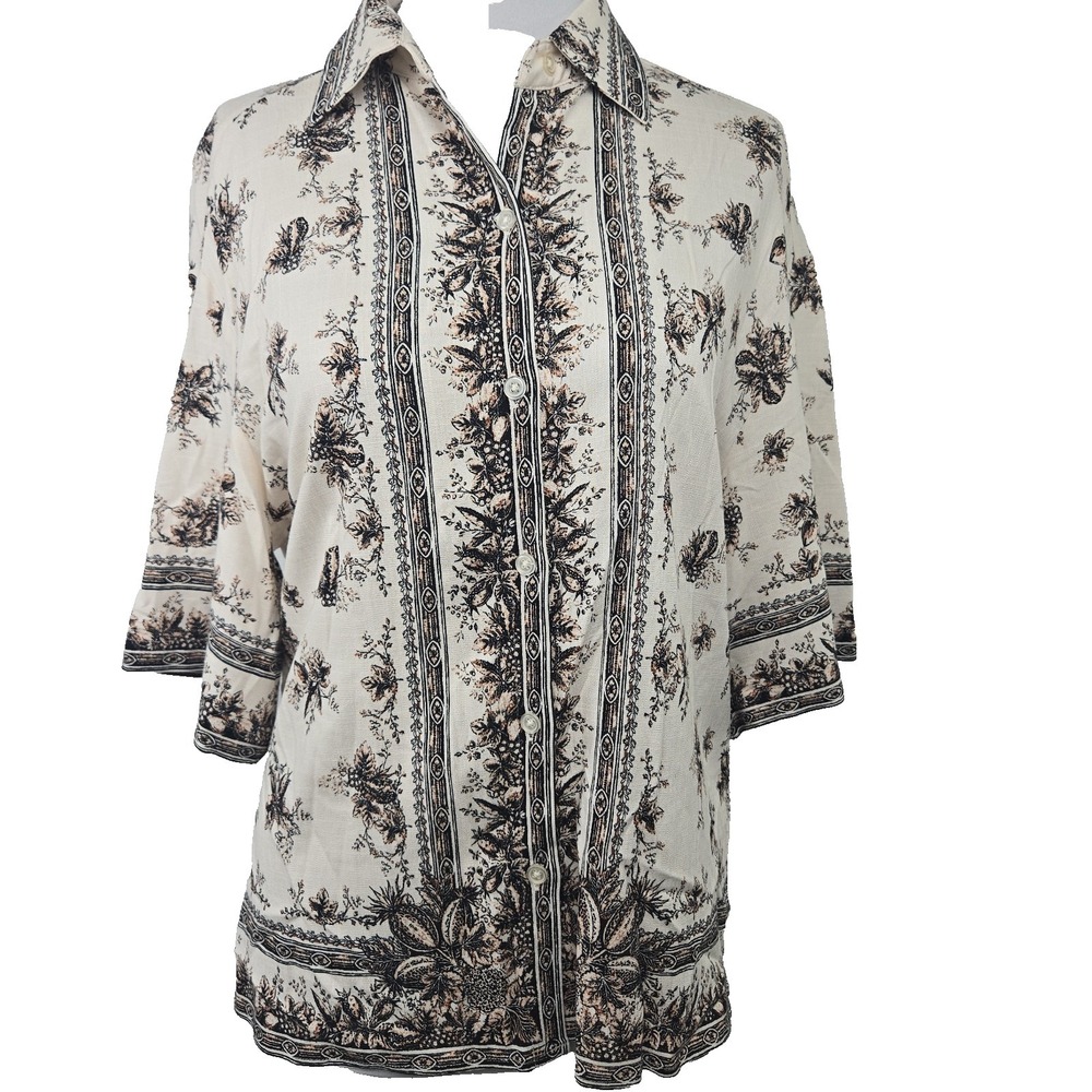 Max Studio London Small Cream Paisley Print Button Up Woven Short Sleeve Top